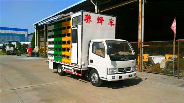 東風(fēng)藍(lán)牌養(yǎng)蜂車(帶房)圖片