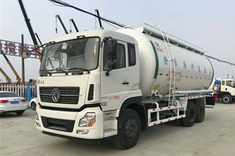 東風(fēng)天龍國五后八輪25方粉粒物料運輸車圖片2